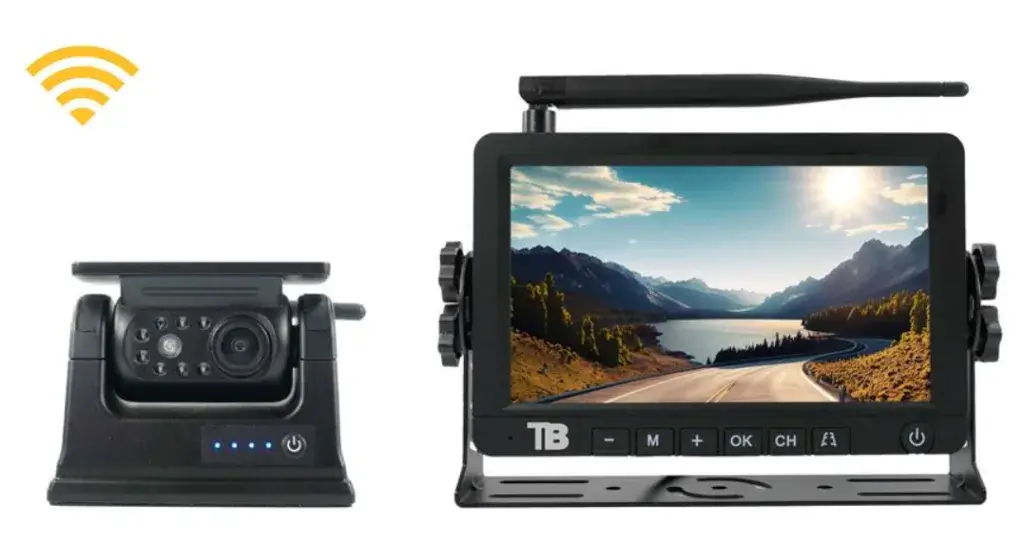 Best Solar-Powered RV Backup Camera Product Image: TadiBrothers Magnetic Based 7-inch Solar Powered Digital Wireless RV Camera System 