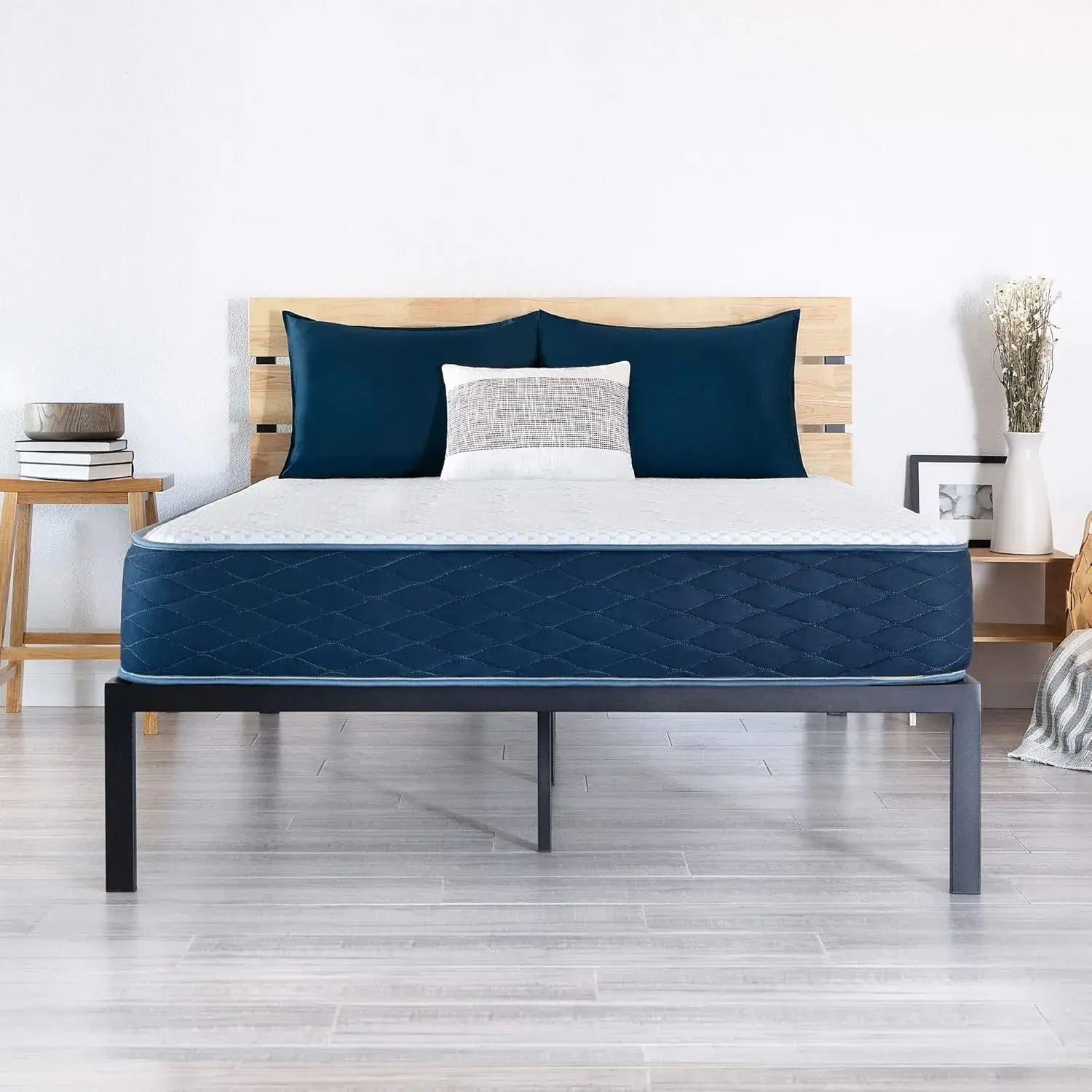 Best Mid-Range Mattress Replacement for RV Rigs Product Image: Dreamfoam Hybrid Mattress